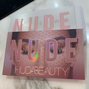 NIB Authentic Huda Beauty Nude Palette
